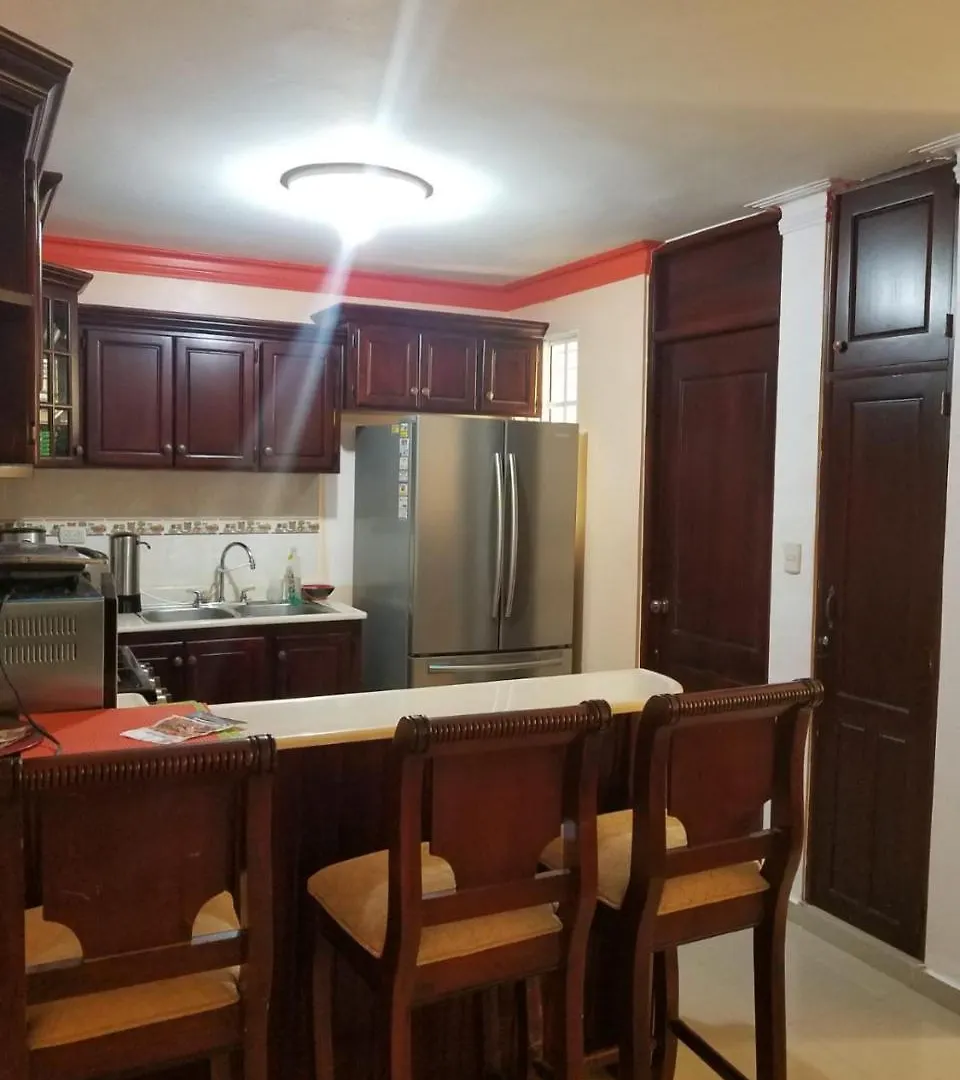 סנטיאגו דה לוס קבאלרוס Paradise 3 Cerro Altos סנטיאגו דה לוס קבאלרוס